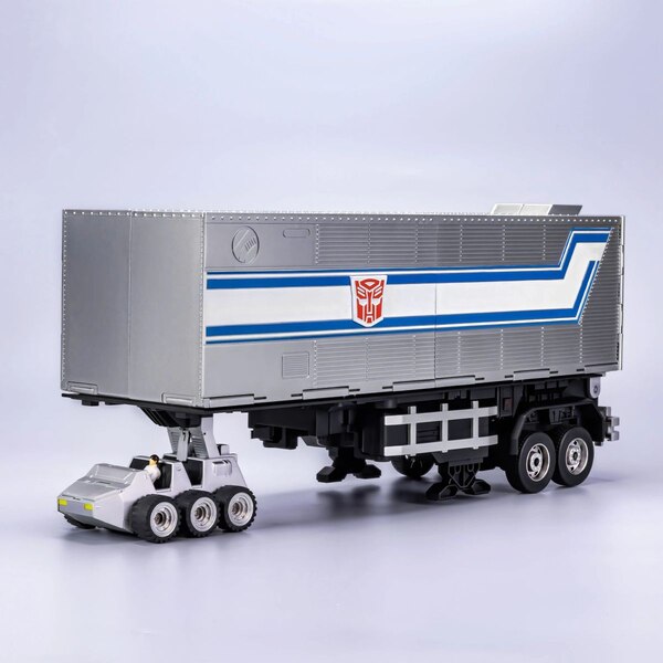  Robosen Transformers Optimus Prime Auto Converting Trailer With Roller Preorders  (1 of 19)